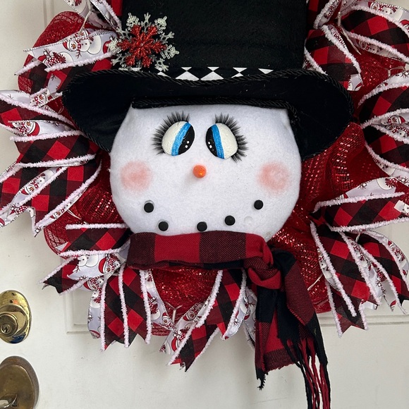 Beautiful handmade Christmas Wreaths - Picture 3 of 9